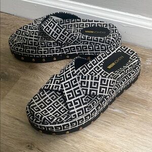 Fashion Nova Monochrome Geometric Platform Sandals